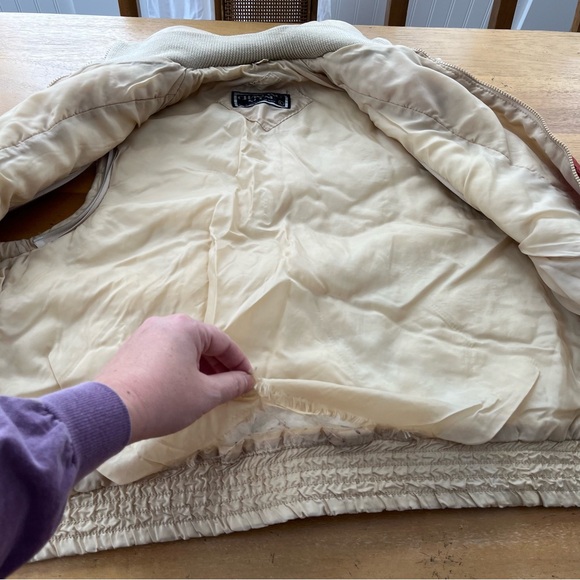 Vintage 80's Tan Puffer Vest Earth Tones Neutral Stripes Snaps Quilted Insulated - Picture 6 of 9